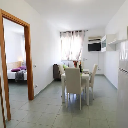 Bilo Nadia Cozy 200 M From Otrantos Castle