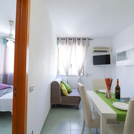 Bilo Nadia Cozy 200 M From Otrantos Castle Дом отдыха Отранто