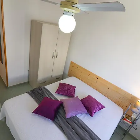 Bilo Nadia Cozy 200 M From Otrantos Castle