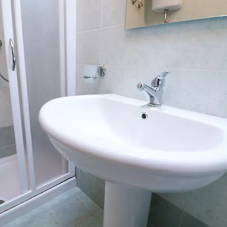 Bilo Nadia Cozy 200 M From Otrantos Castle Tatil Evi