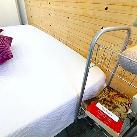 Bilo Nadia Cozy 200 M From Otrantos Castle Vakantiehuis