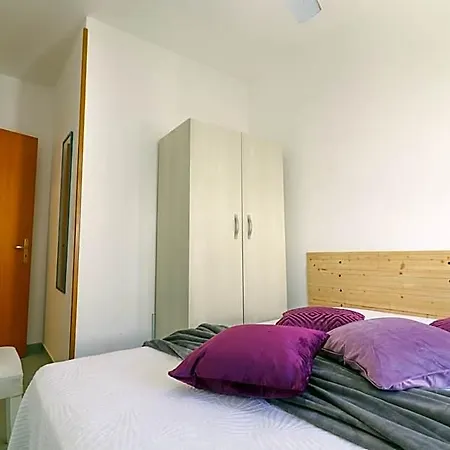 Bilo Nadia Cozy 200 M From Otrantos Castle Vakantiehuis *