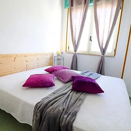 Vakantiehuis Bilo Nadia Cozy 200 M From Otrantos Castle Otranto