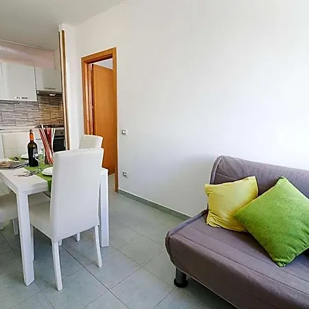 Bilo Nadia Cozy 200 M From Otrantos Castle Vakantiehuis *