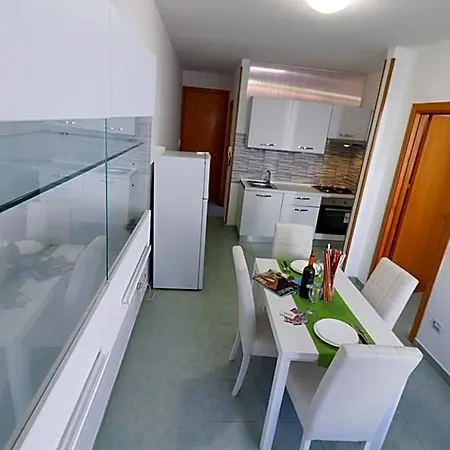 Bilo Nadia Cozy 200 M From Otrantos Castle Otranto