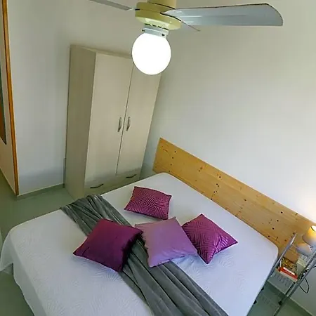 Vakantiehuis Bilo Nadia Cozy 200 M From Otrantos Castle