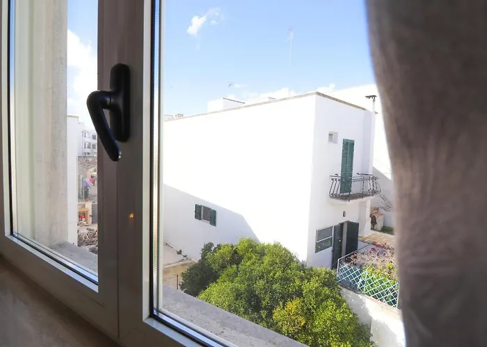 Bilo Nadia Cozy 200 M From Otrantos Castle *