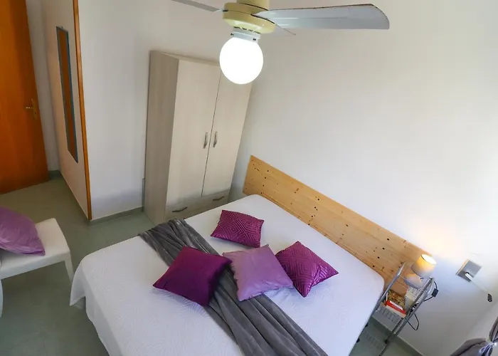 Bilo Nadia Cozy 200 M From Otrantos Castle